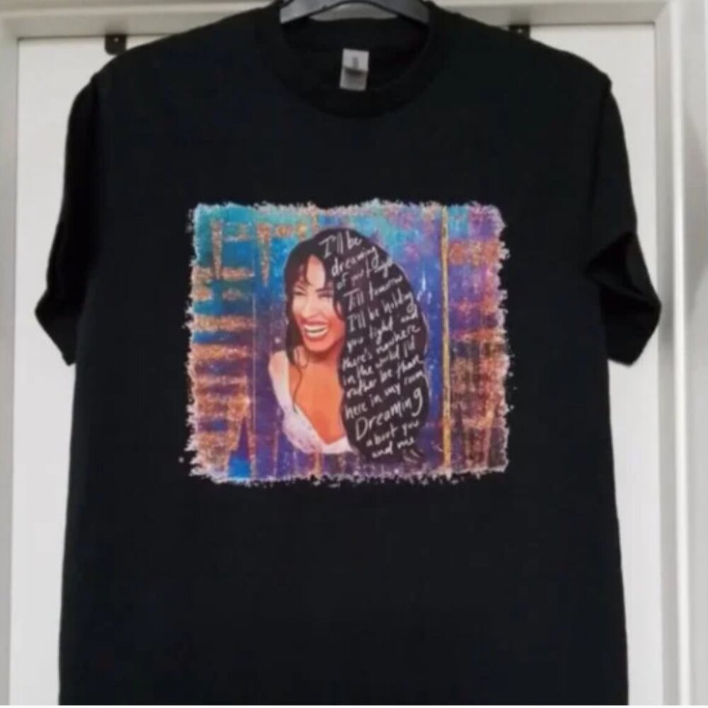 Selena Dreaming of You Graphic Print T-Shirt